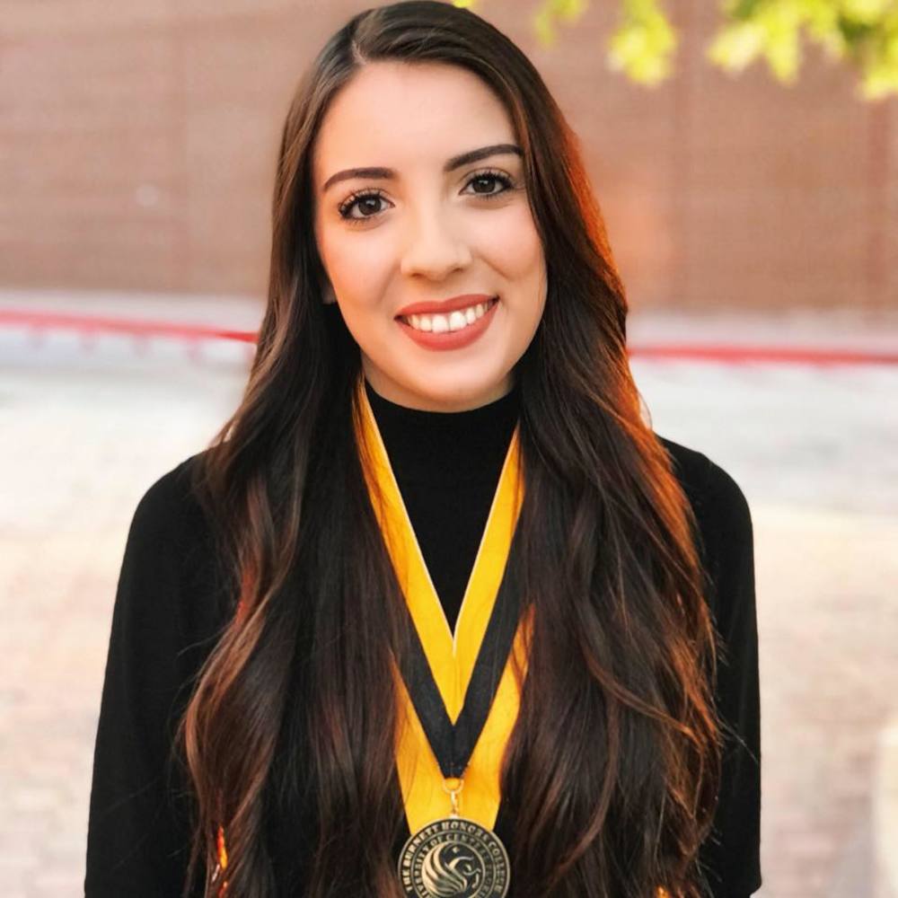 Meet your Posher, Luci